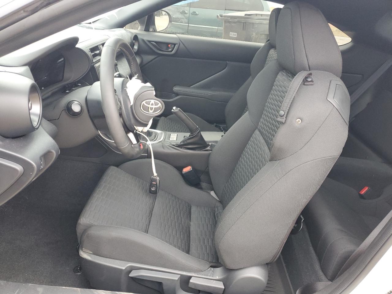 2023 TOYOTA GR 86  VIN:JF1ZNBB14P9760437