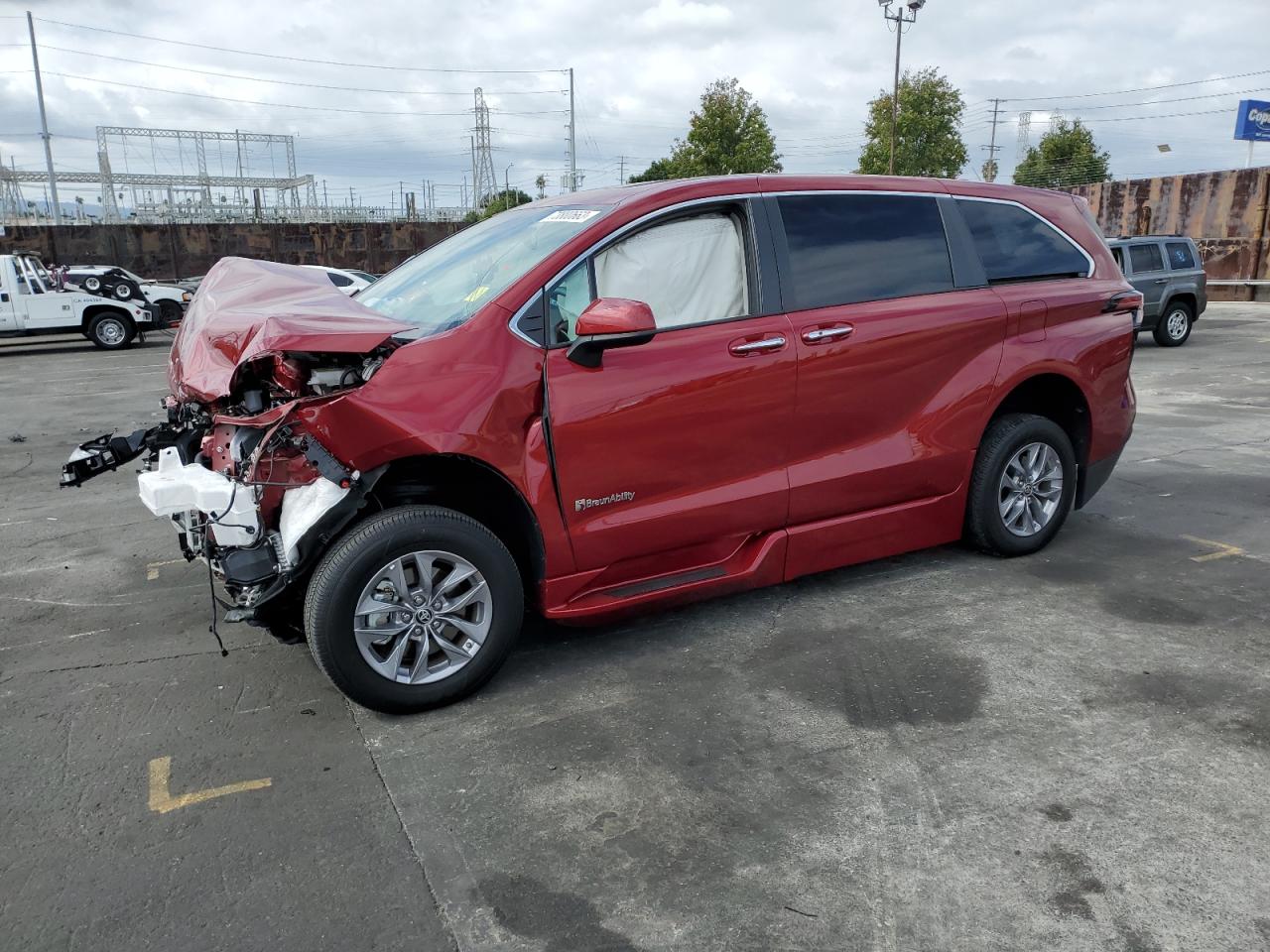 2022 TOYOTA SIENNA XLE VIN:5TDYRKEC2NS129661