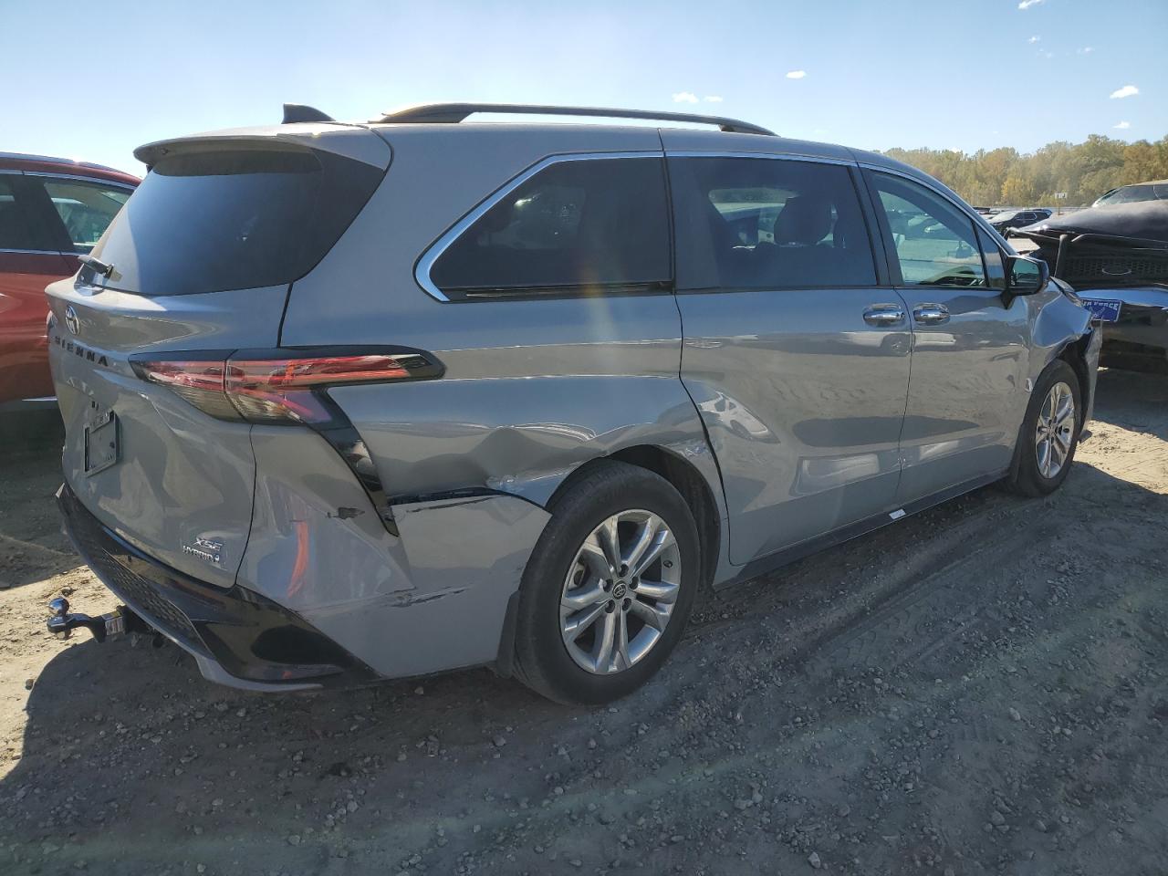 2023 TOYOTA SIENNA XSE VIN:5TDXSKFC7PS075811