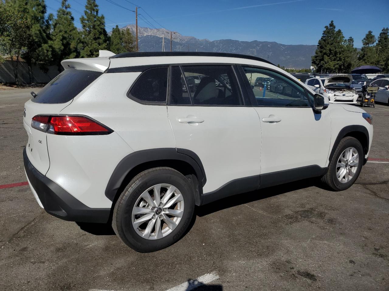 2022 TOYOTA COROLLA CROSS LE VIN:7MUCAAAG1NV020117