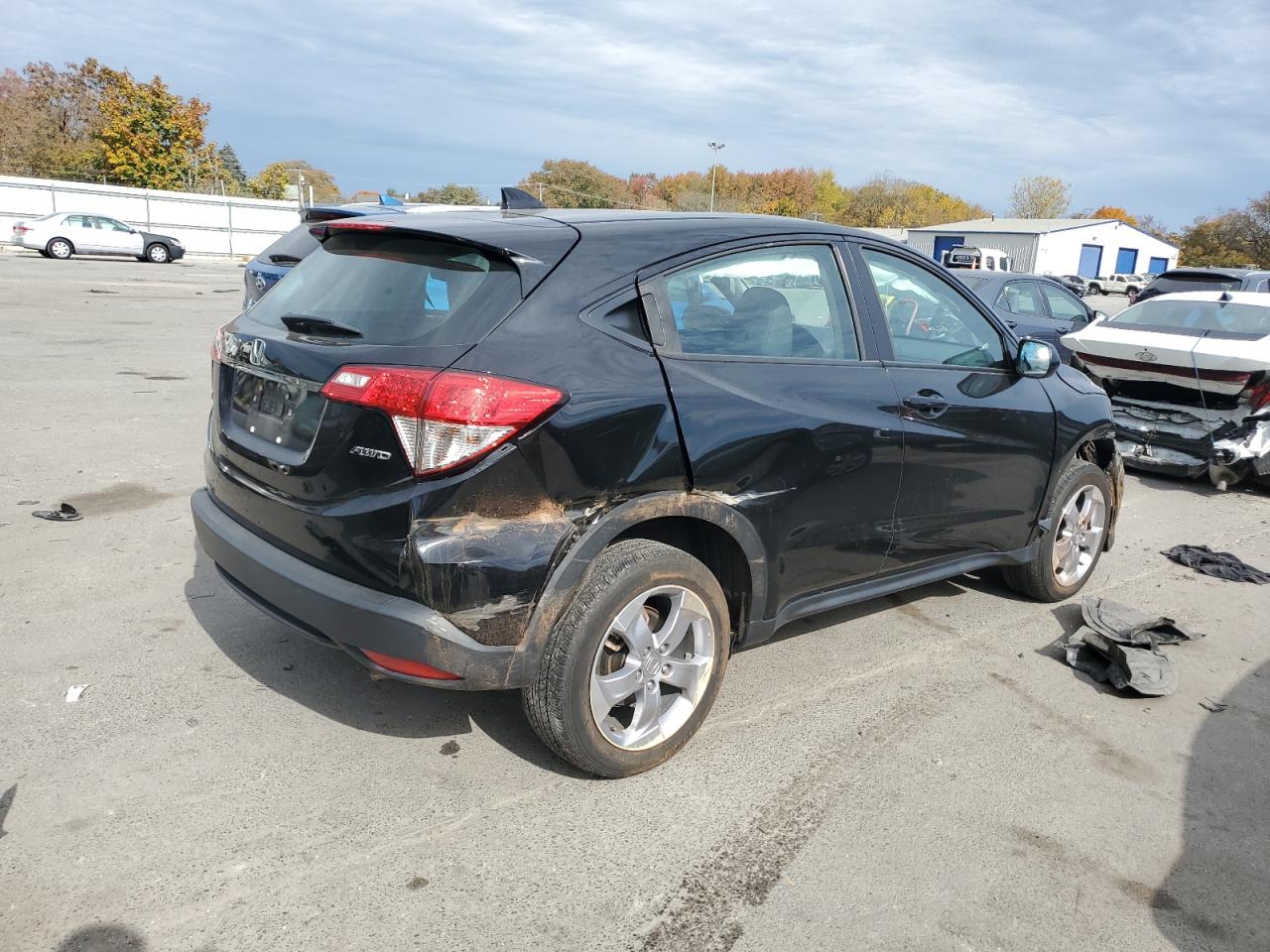 2022 HONDA HR-V LX VIN:3CZRU6H3XNM708199