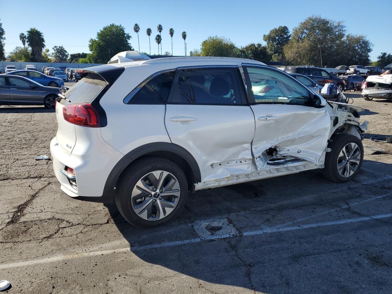 2022 KIA NIRO EX PREMIUM VIN:KNDCE3LG2N5142014