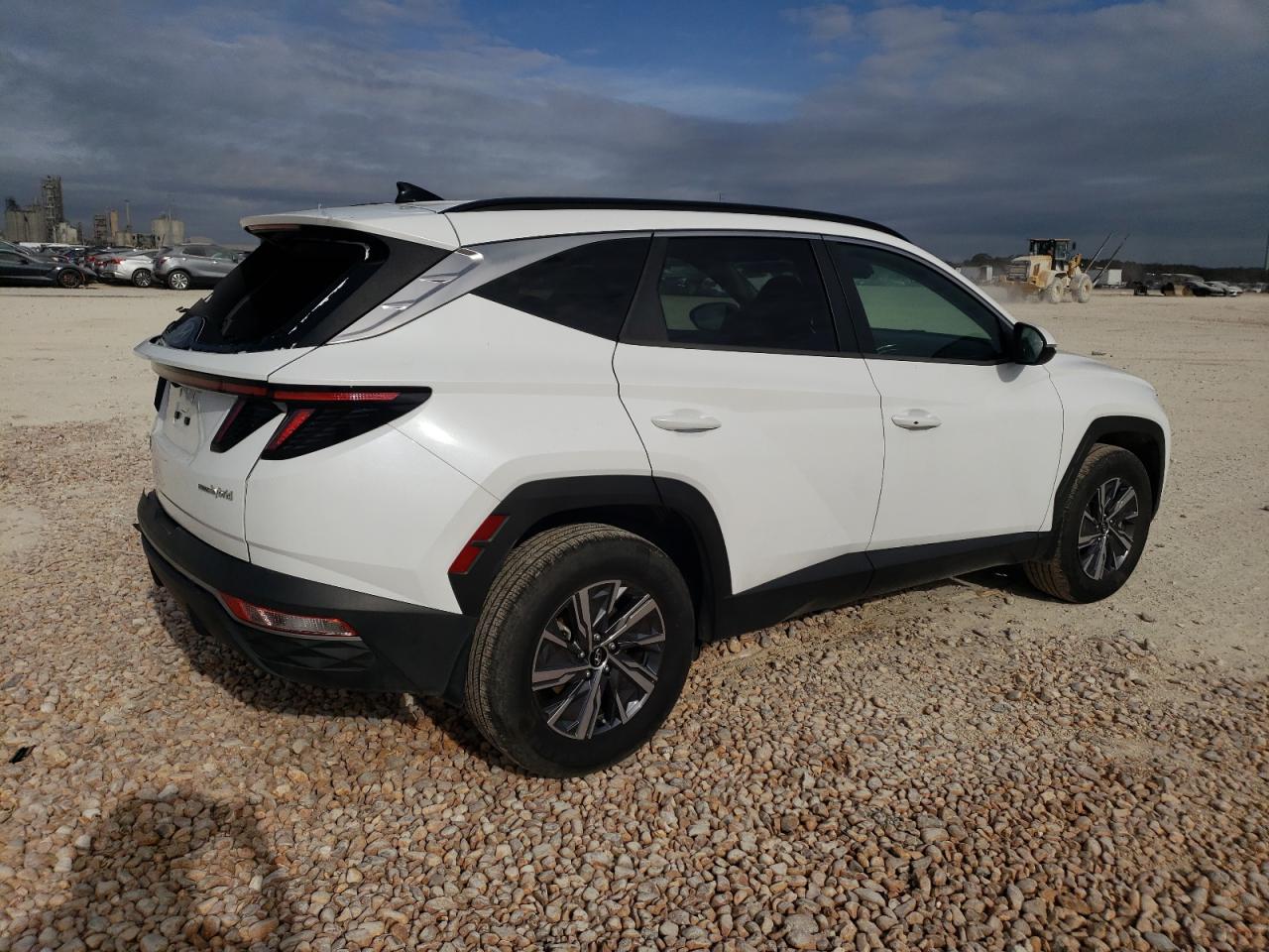 2022 HYUNDAI TUCSON BLUE VIN:KM8JBCA19NU031511