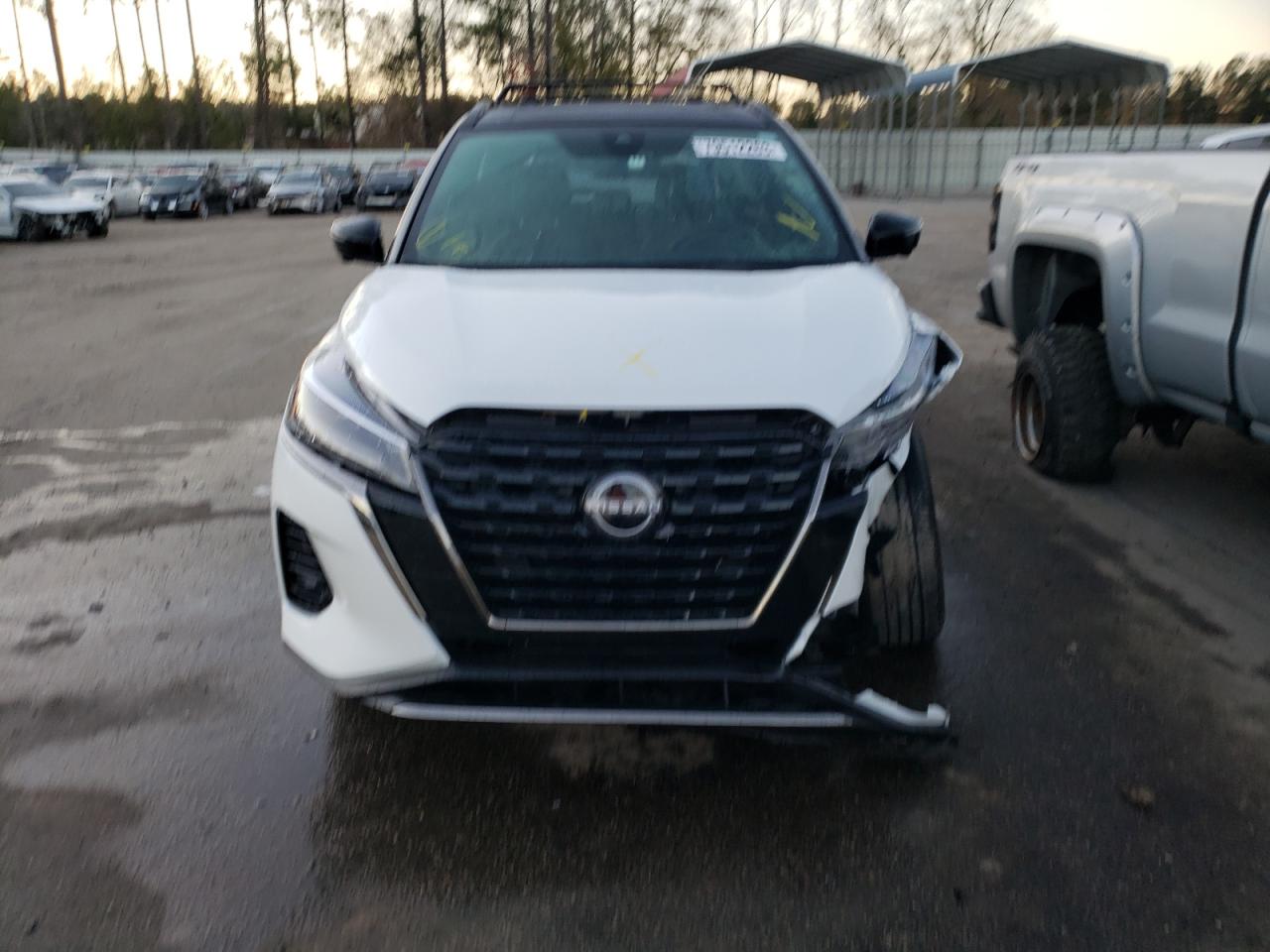 2022 NISSAN KICKS SR VIN:3N1CP5DV8NL493841