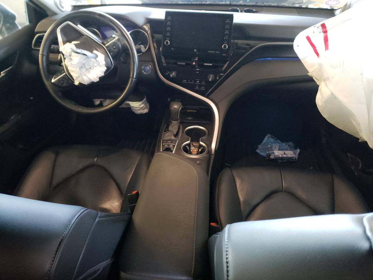 2022 TOYOTA CAMRY XLE VIN:4T1F31AK5NU570191