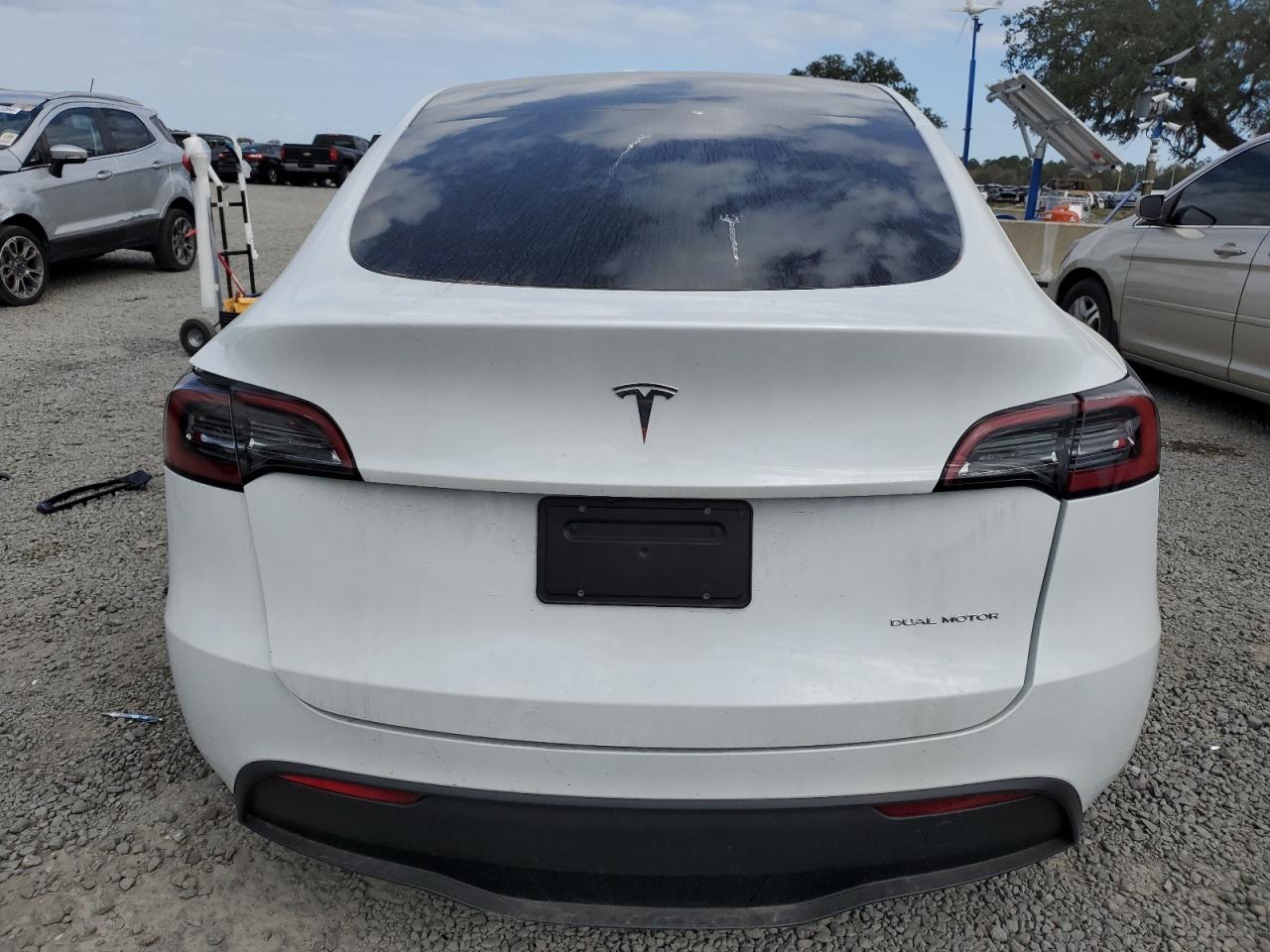 2023 TESLA MODEL Y  VIN:7SAYGDEE0PA205291