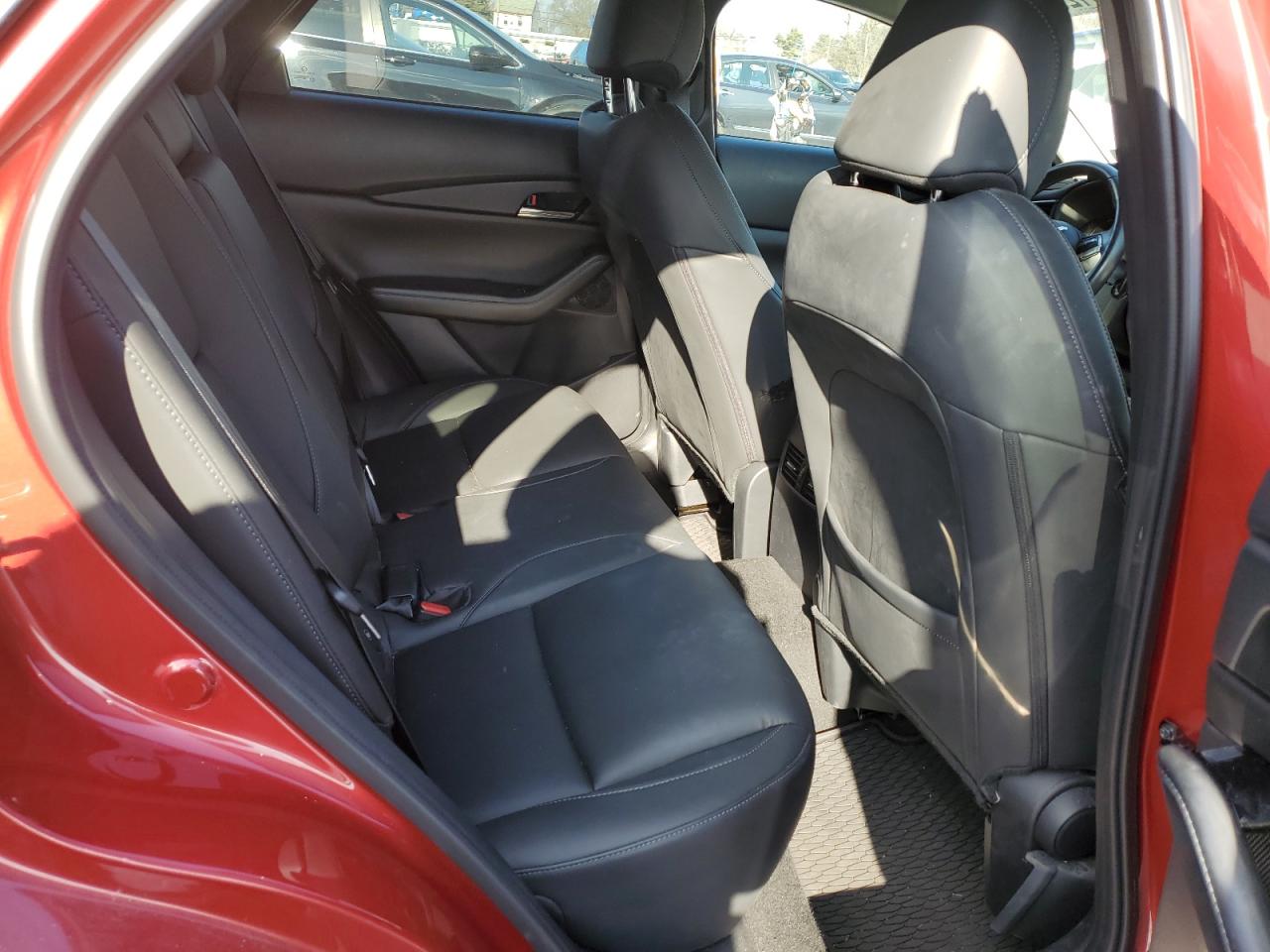 2022 MAZDA CX-30 PREFERRED VIN:3MVDMBCL1NM404614