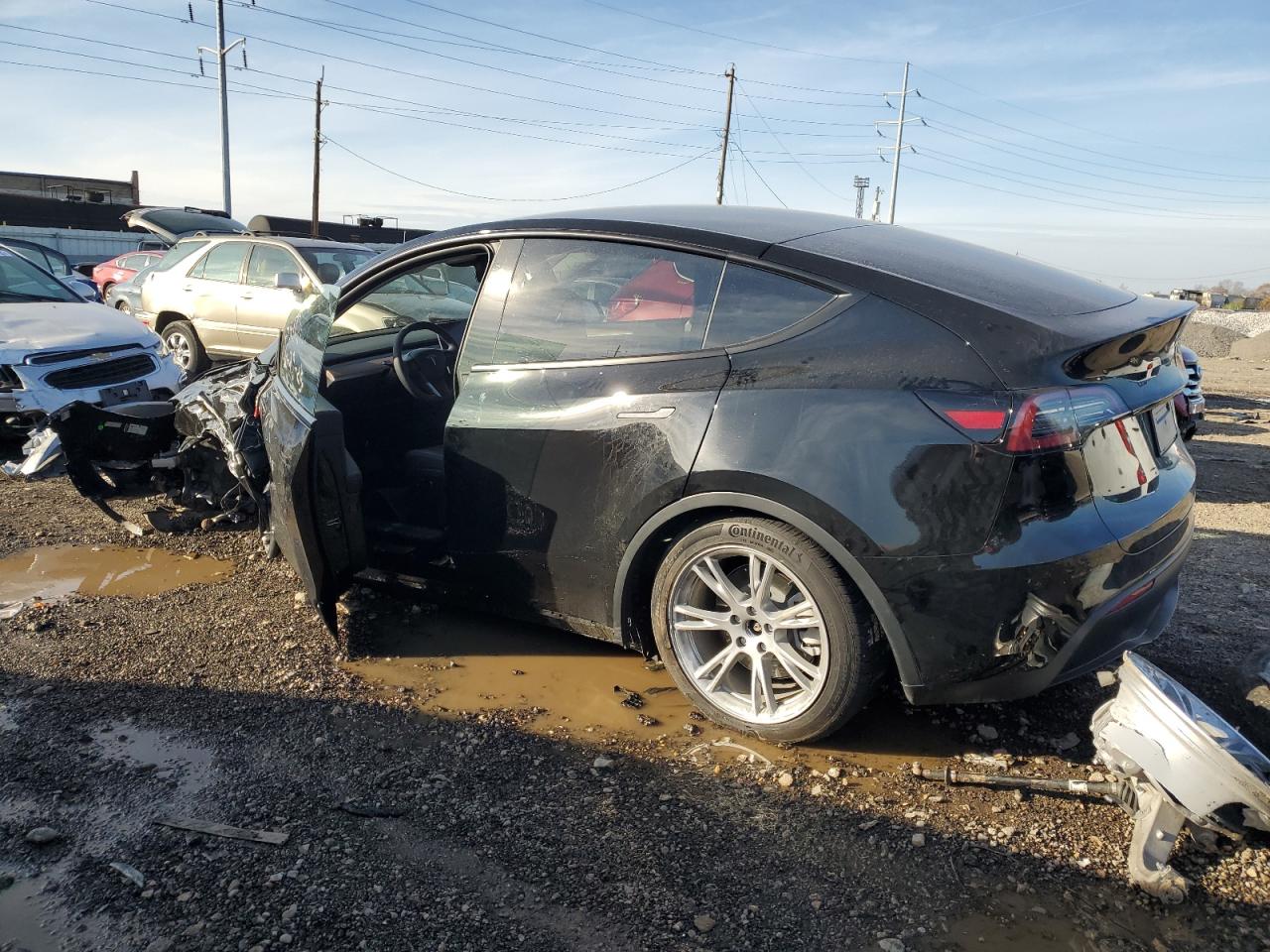 2023 TESLA MODEL Y  VIN:7SAYGAEE7PF888656