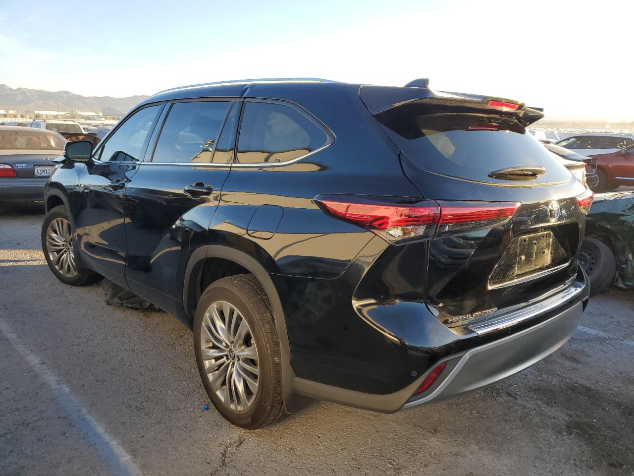 2023 TOYOTA HIGHLANDER L VIN:5TDKDRAH6PS505408