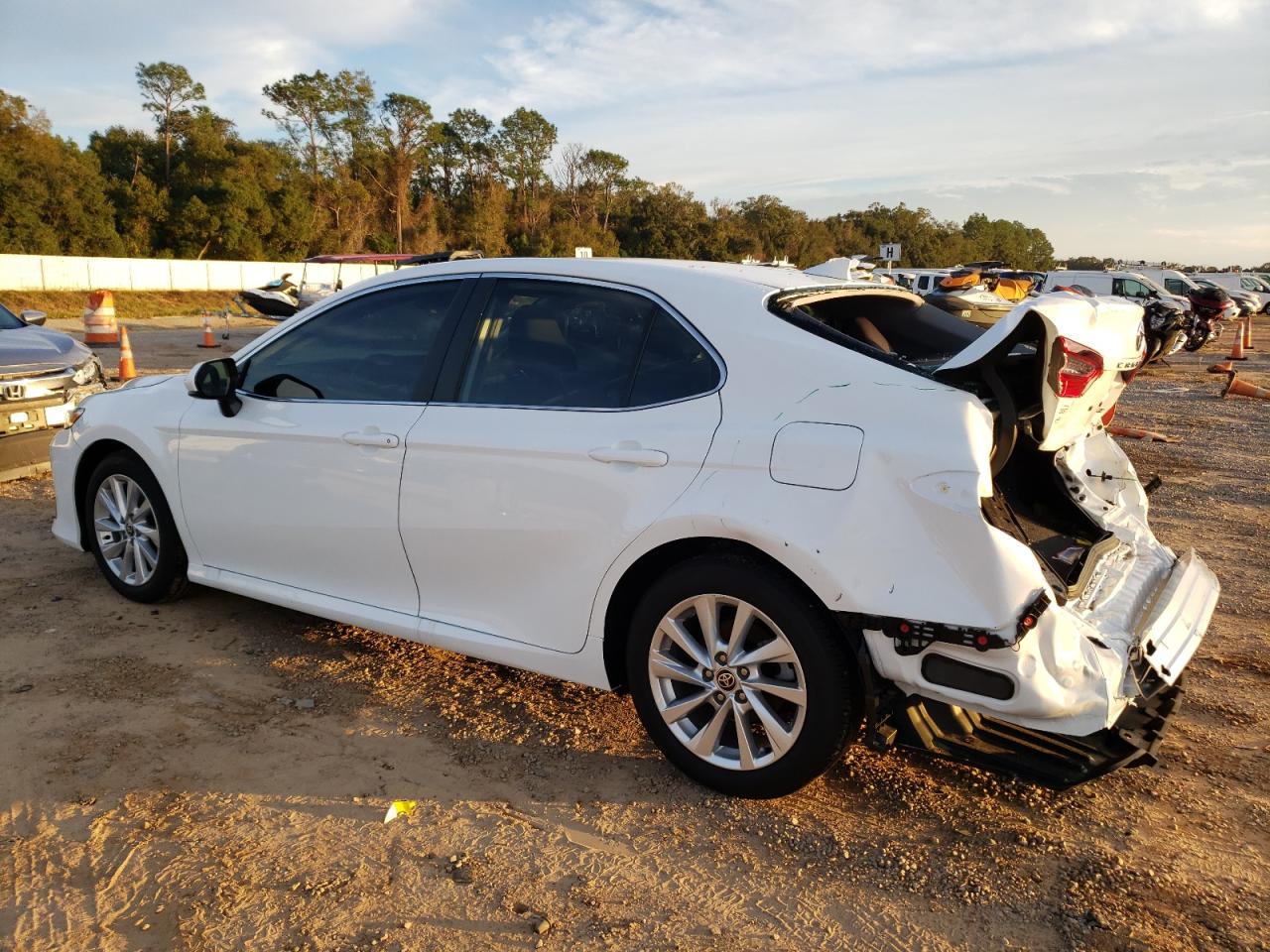 2023 TOYOTA CAMRY LE VIN:4T1C11AK7PU120389