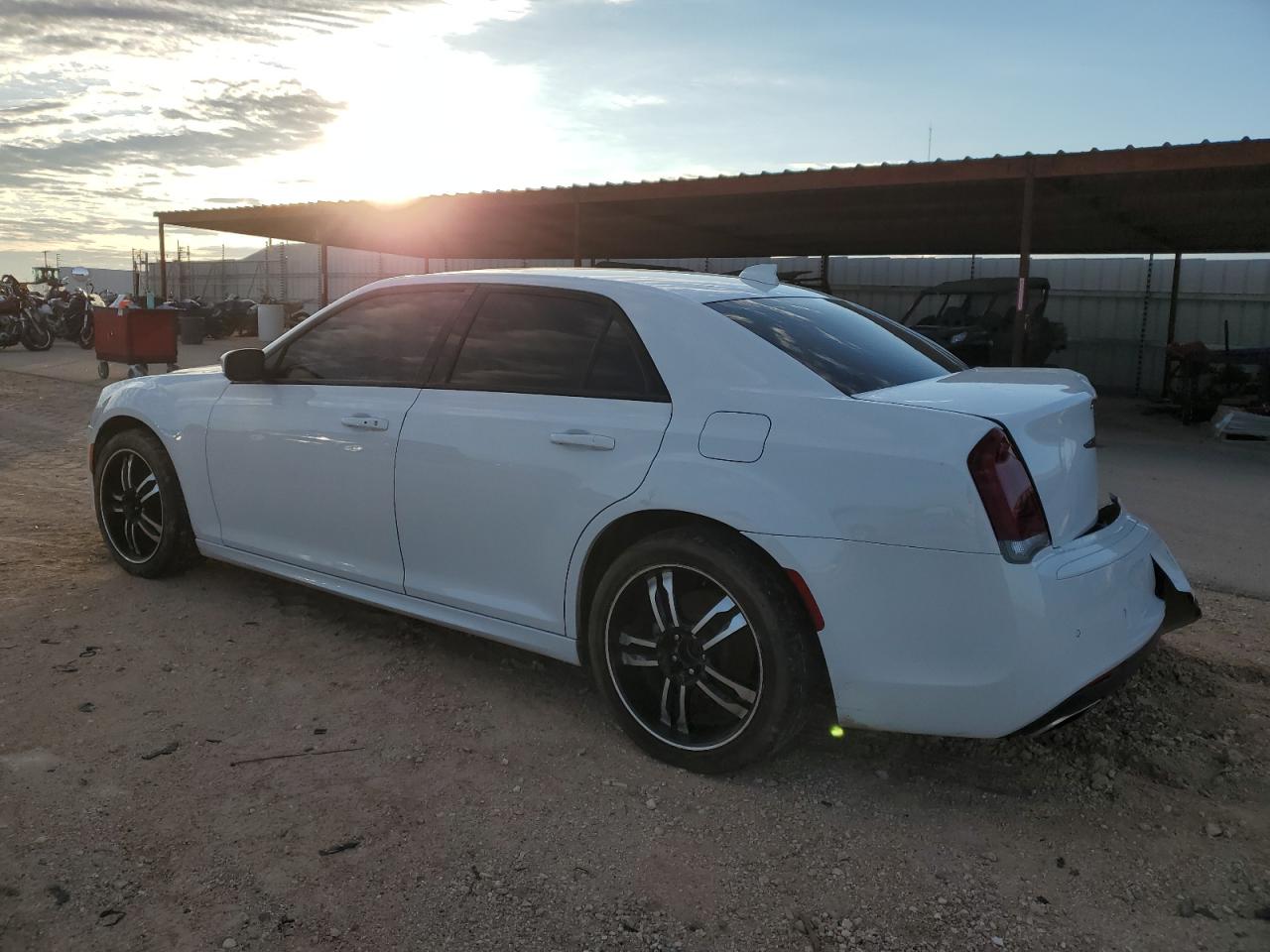 2022 CHRYSLER 300 TOURING L VIN:2C3CCADG0NH139716