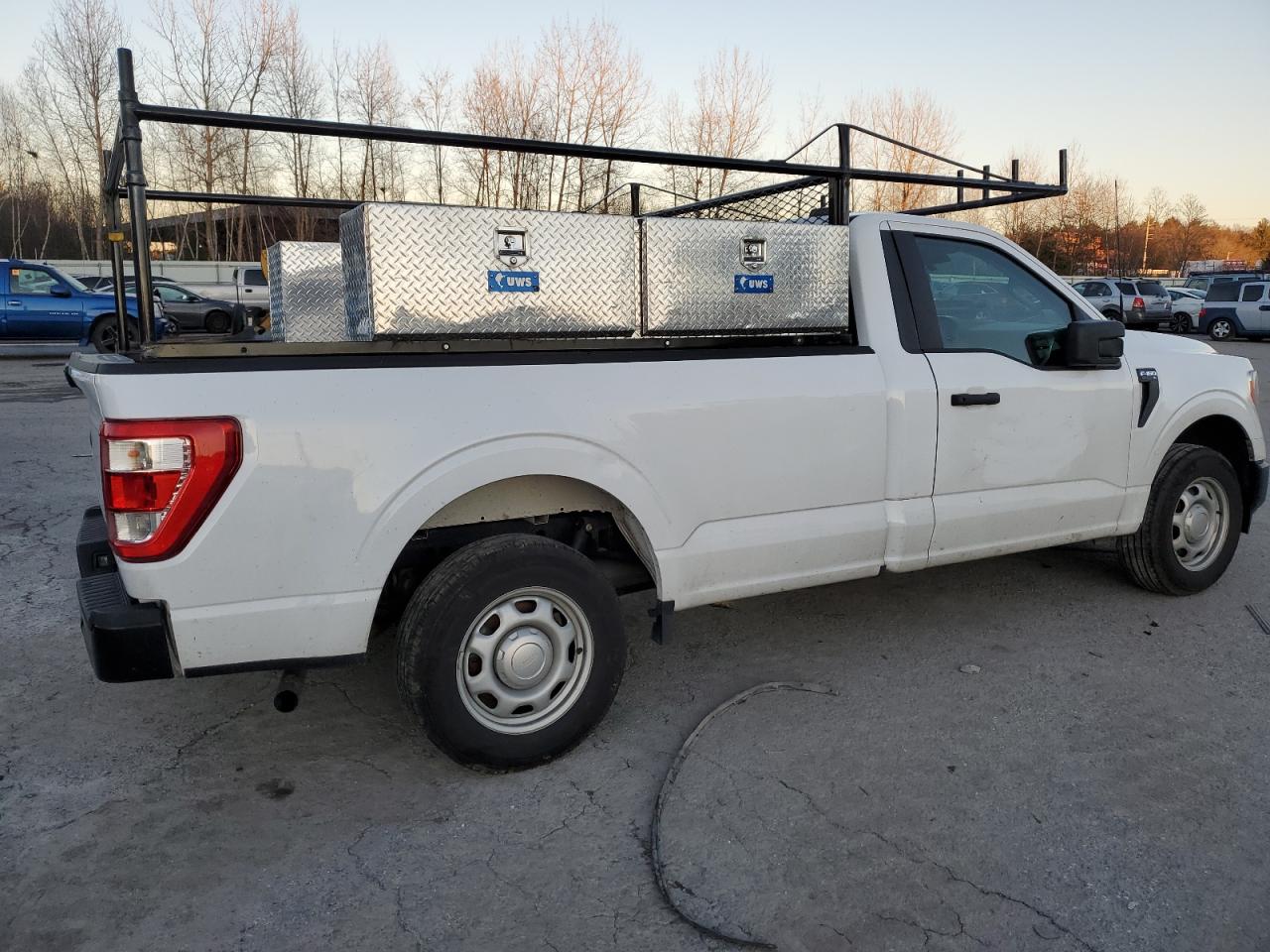 2022 FORD F150  VIN:1FTMF1CB8NKF16332