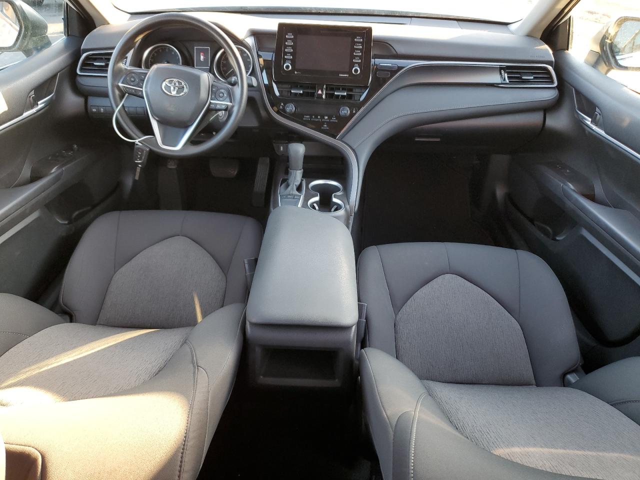 2022 TOYOTA CAMRY LE VIN:4T1C11AK2NU070501