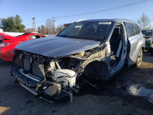 2021 TOYOTA HIGHLANDER XLE VIN: 5TDGZRBH3MS126254