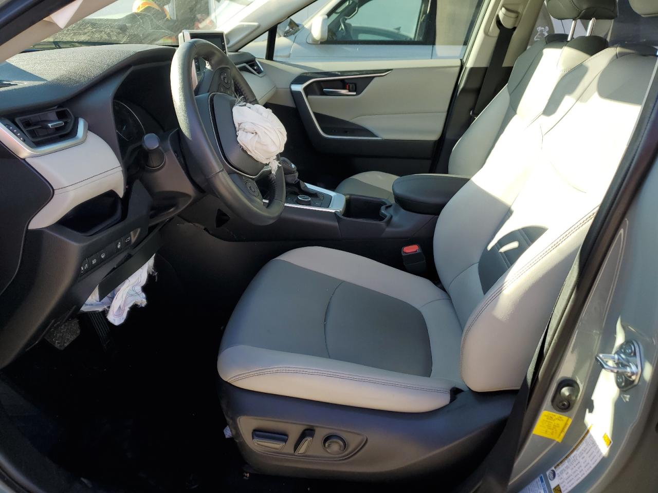 2022 TOYOTA RAV4 XLE PREMIUM VIN:JTMB6RFVXND521421