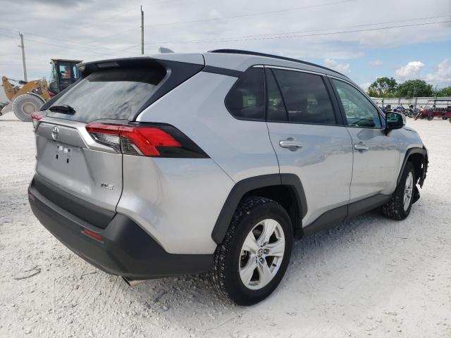 2021 TOYOTA RAV4 XLE VIN: 2T3W1RFV0MC147324