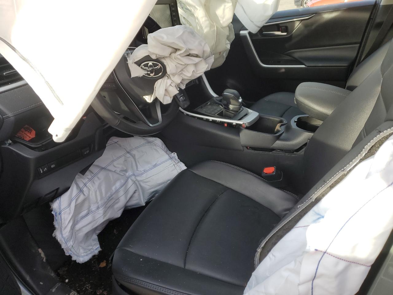 2022 TOYOTA RAV4 XLE PREMIUM VIN:2T3A1RFV4NW323608