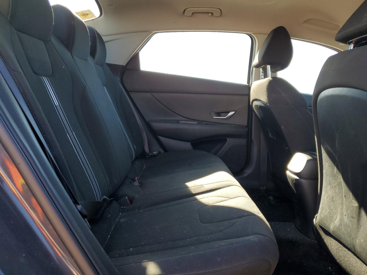 2023 HYUNDAI ELANTRA SEL VIN:KMHLM4AG7PU584481