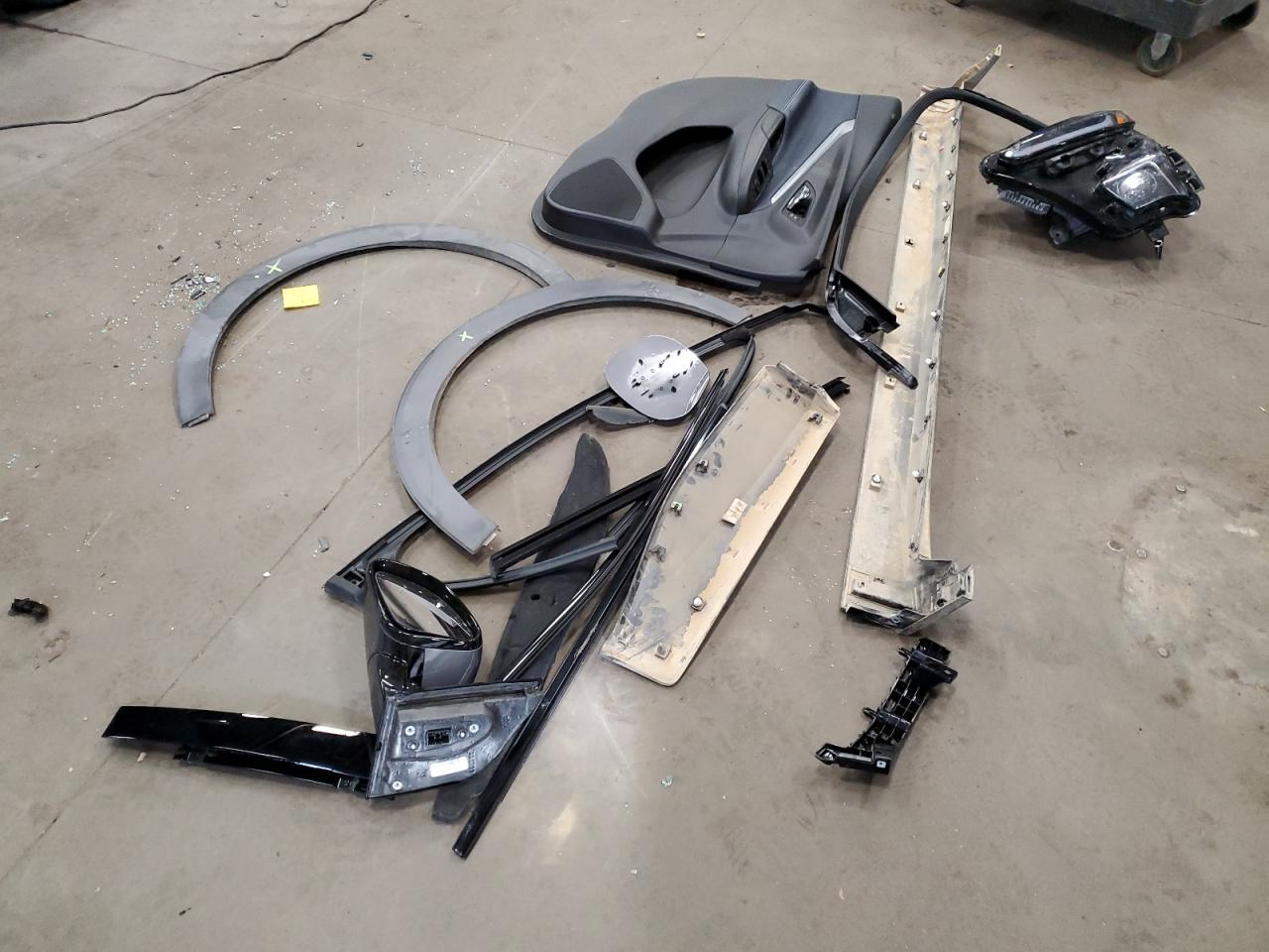 2023 CHEVROLET BOLT EUV LT VIN:1G1FY6S00P4133002