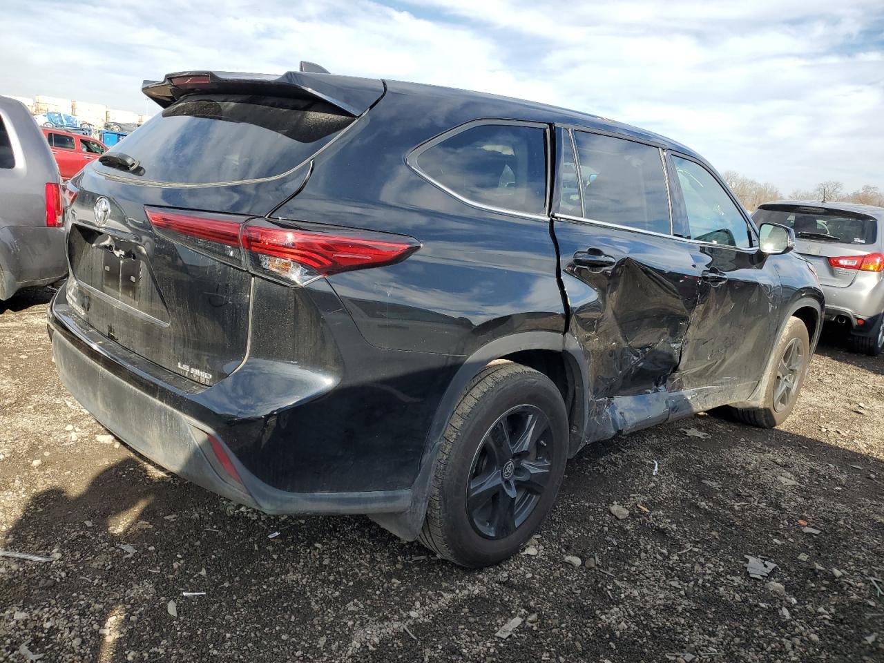 2022 TOYOTA HIGHLANDER L VIN:5TDBZRBH1NS576156