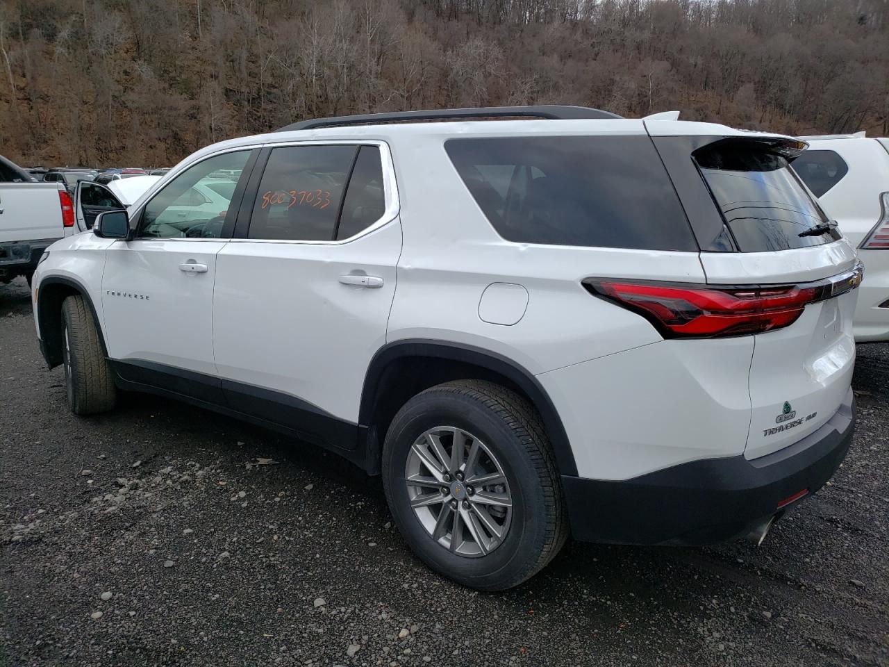2023 CHEVROLET TRAVERSE LT VIN:1GNEVHKW3PJ172042