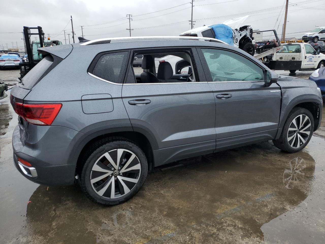 2024 VOLKSWAGEN TAOS SE VIN:3VVSX7B28RM004255