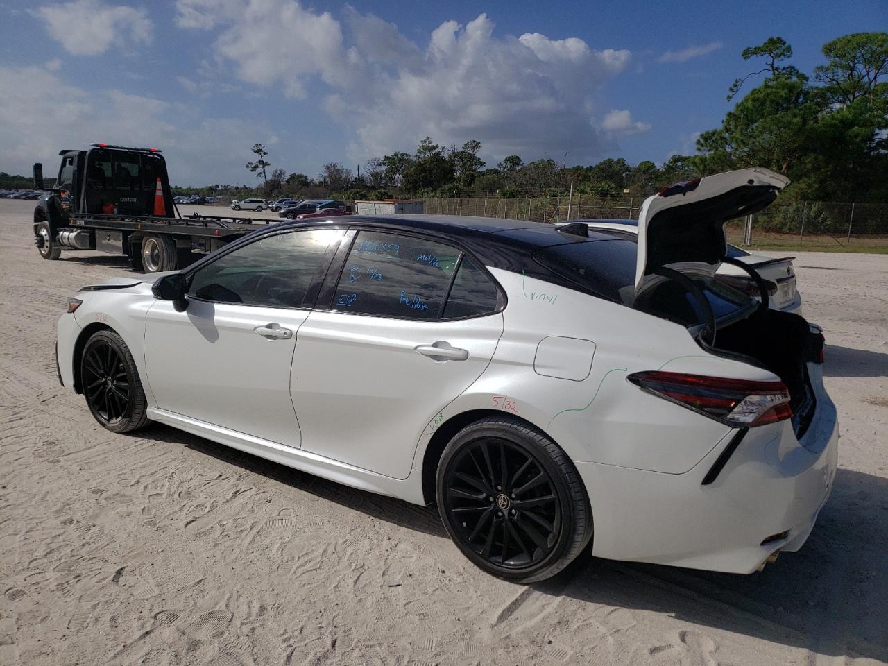 2022 TOYOTA CAMRY XSE VIN:4T1K61AK9NU019302