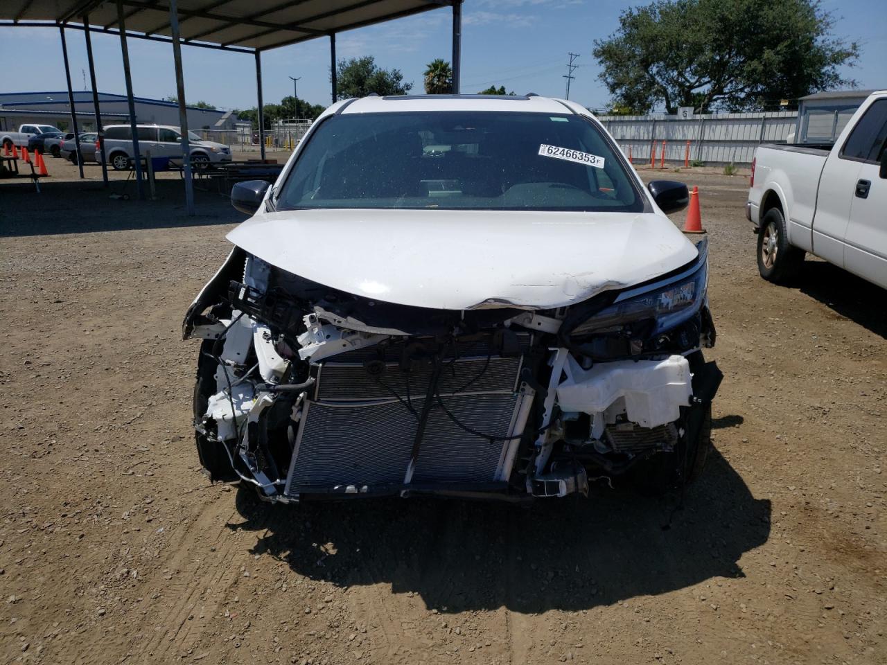 2023 TOYOTA SIENNA XSE VIN:5TDDSKFC2PS083267