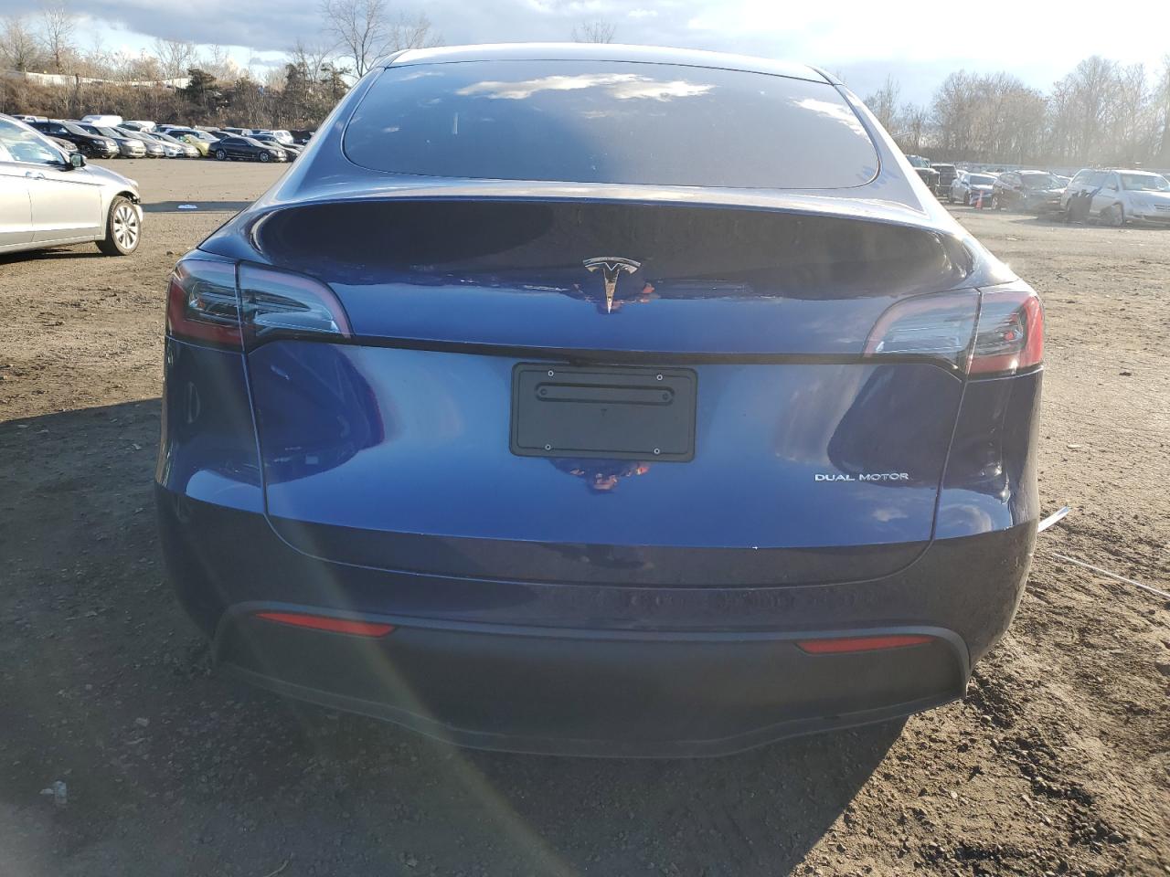 2023 TESLA MODEL Y  VIN:7SAYGDEE7PF793435