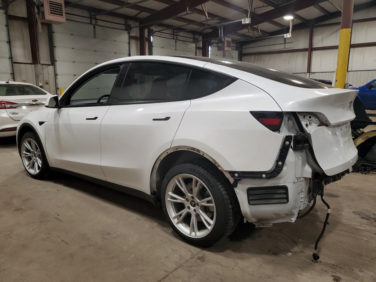 2022 TESLA MODEL Y  VIN:7SAYGDEEXNF307942