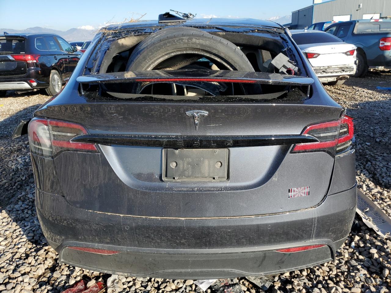 2022 TESLA MODEL X  VIN:7SAXCBE60NF355759