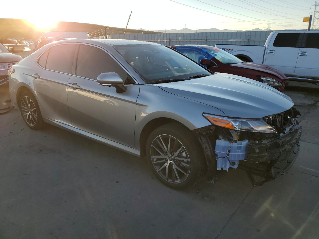 2022 TOYOTA CAMRY XLE VIN:4T1F31AK9NU575202
