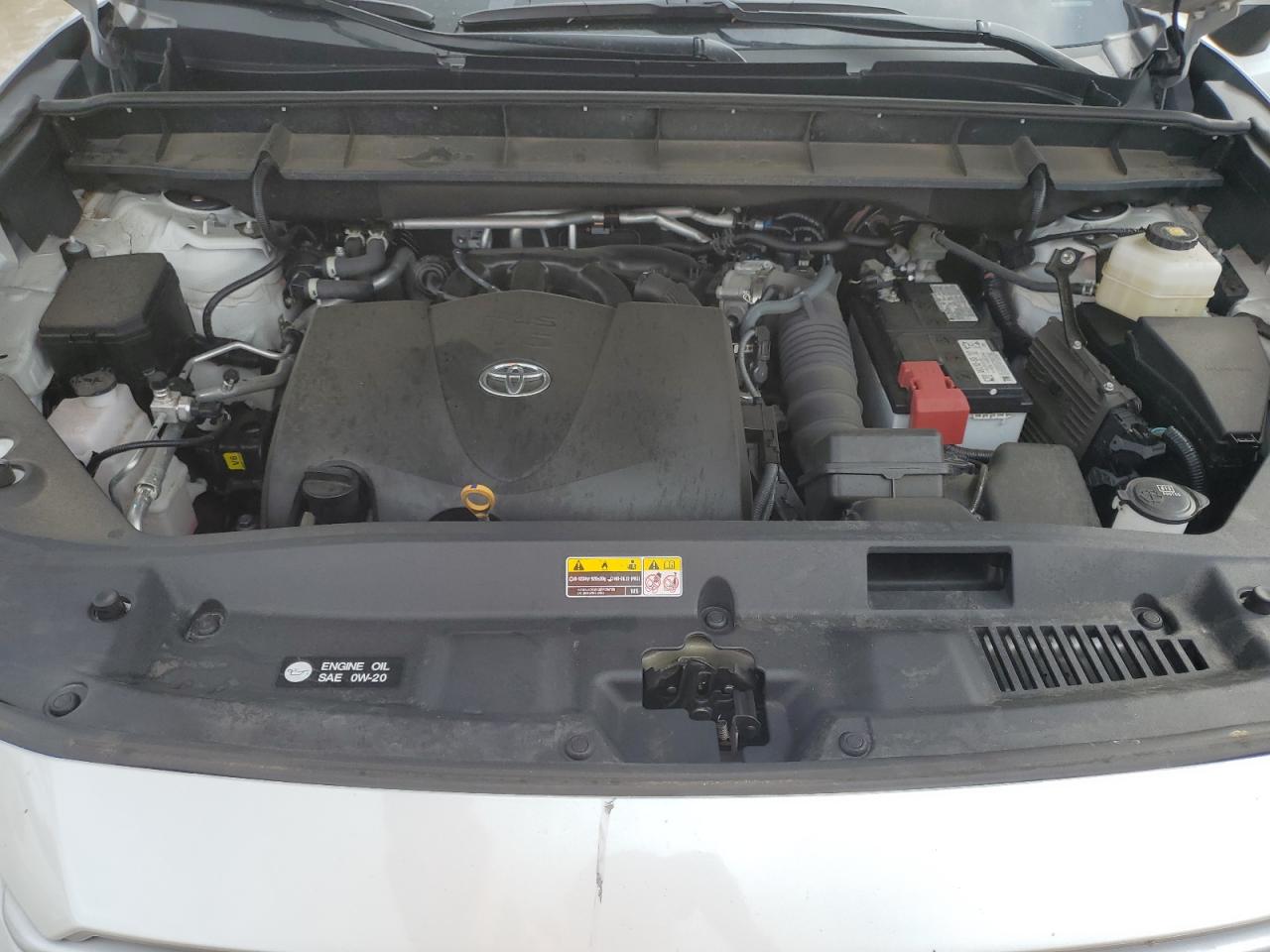 2022 TOYOTA HIGHLANDER XLE VIN:5TDGZRBH7NS199435