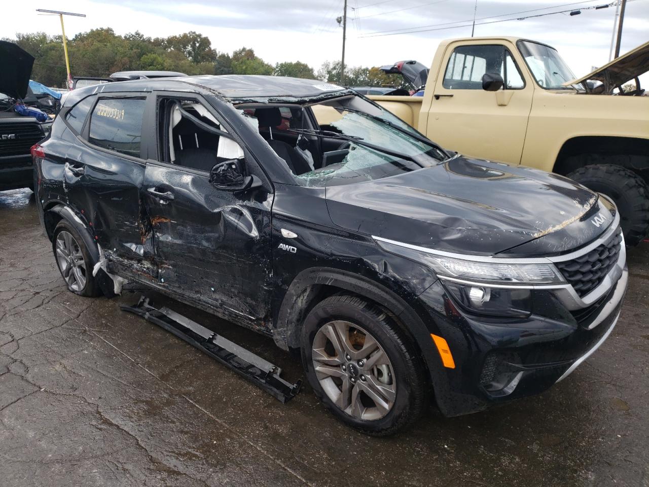 2023 KIA SELTOS LX VIN:KNDEPCAA2P7372256