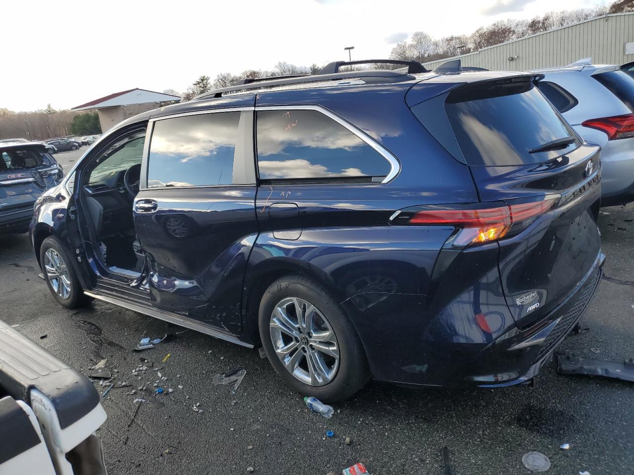 2022 TOYOTA SIENNA XSE VIN:5TDDSKFC1NS047292
