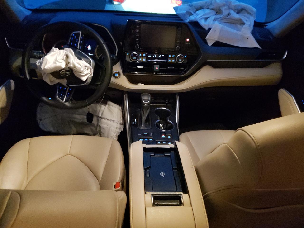 2022 TOYOTA HIGHLANDER XLE VIN:5TDGZRBHXNS199395