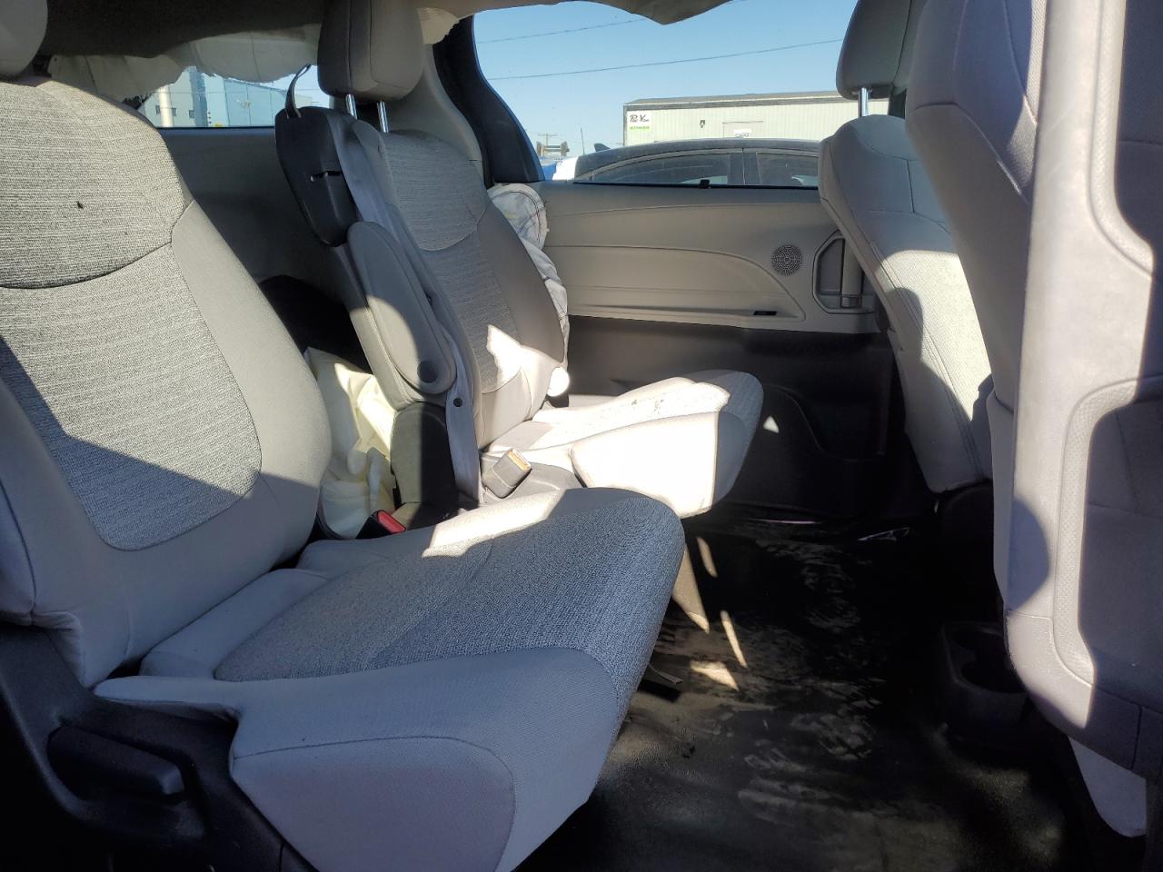 2022 TOYOTA SIENNA LE VIN:5TDKRKEC3NS134874