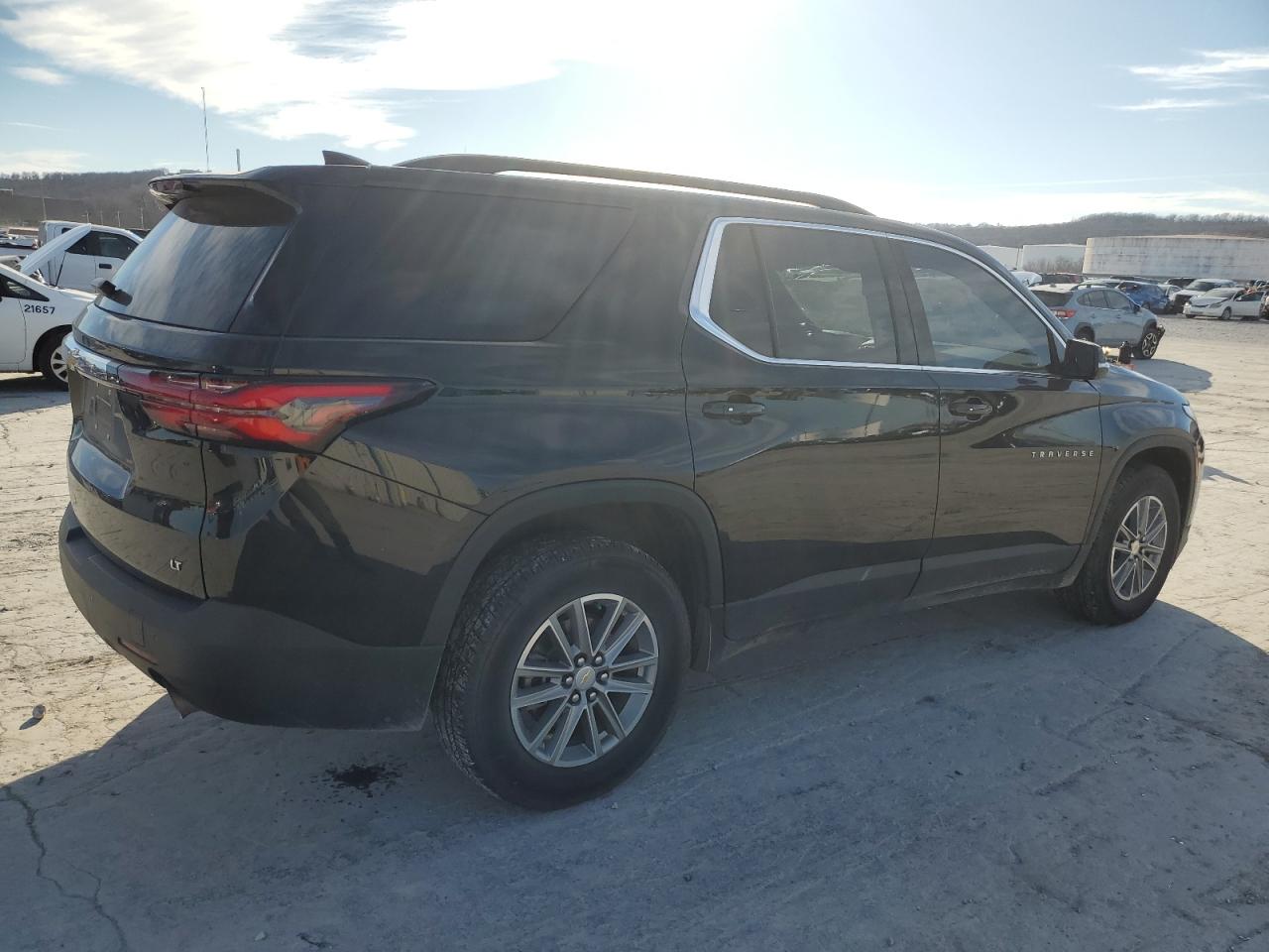 2022 CHEVROLET TRAVERSE LT VIN:1GNERGKW2NJ145068