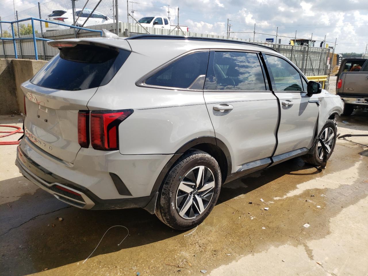 2022 KIA SORENTO EX VIN:5XYRH4LF9NG135535