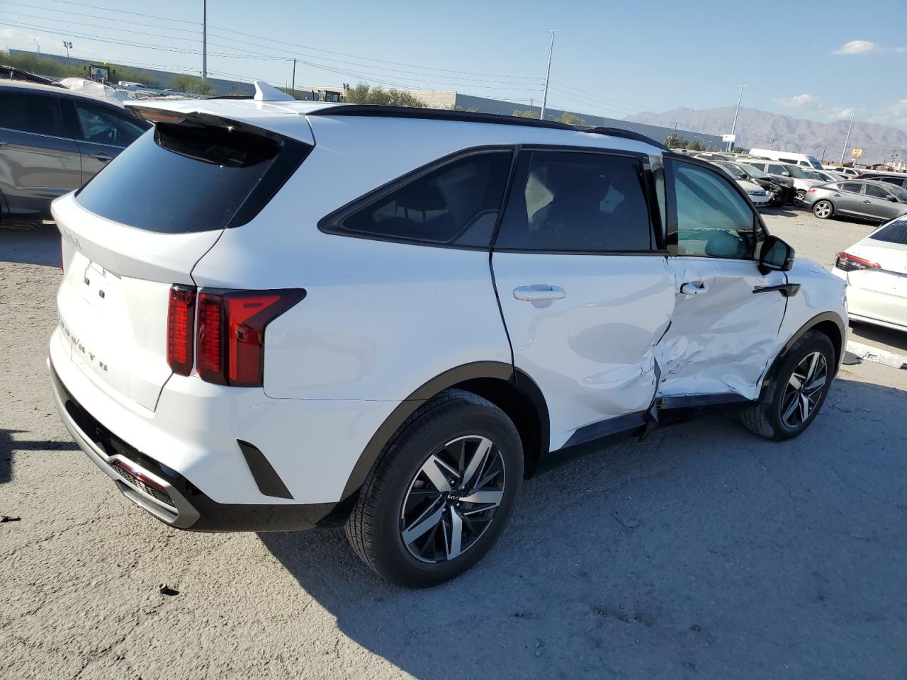2022 KIA SORENTO EX VIN:5XYRH4LF7NG120788