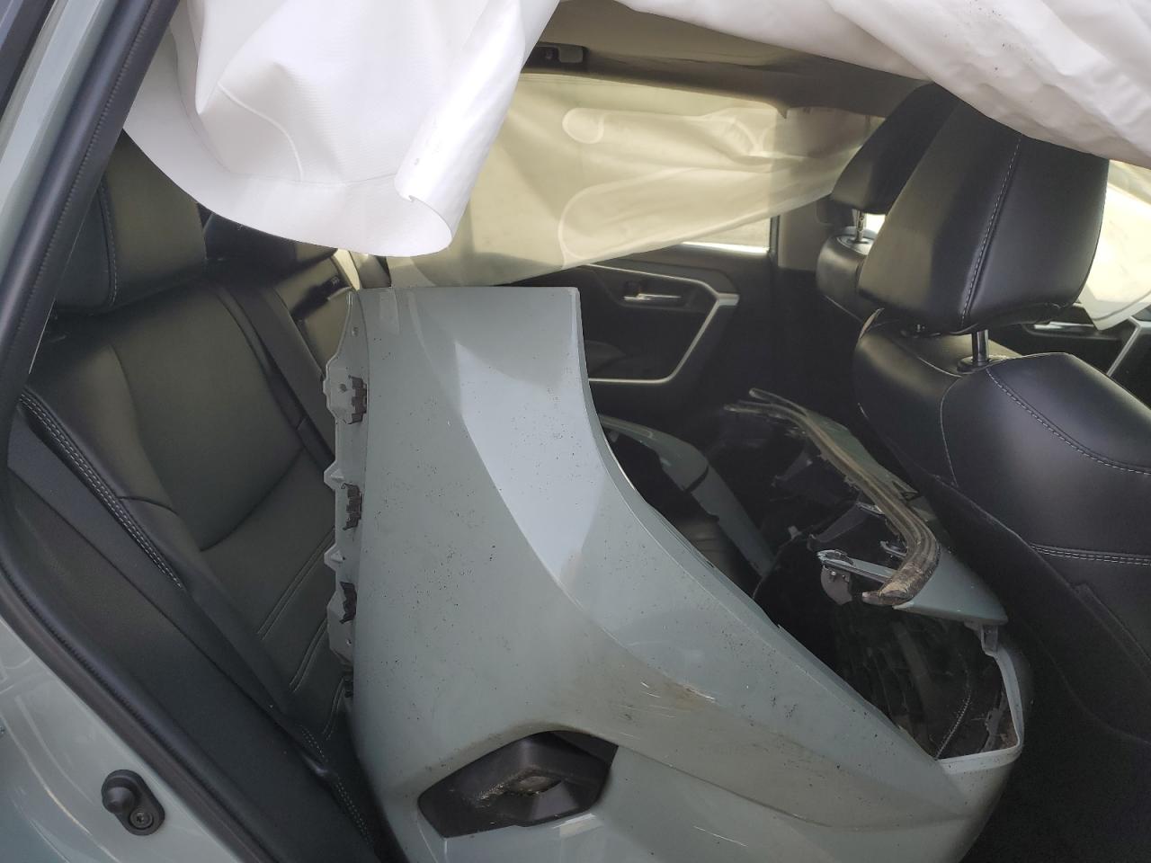 2022 TOYOTA RAV4 XLE PREMIUM VIN:2T3A1RFV4NW323608