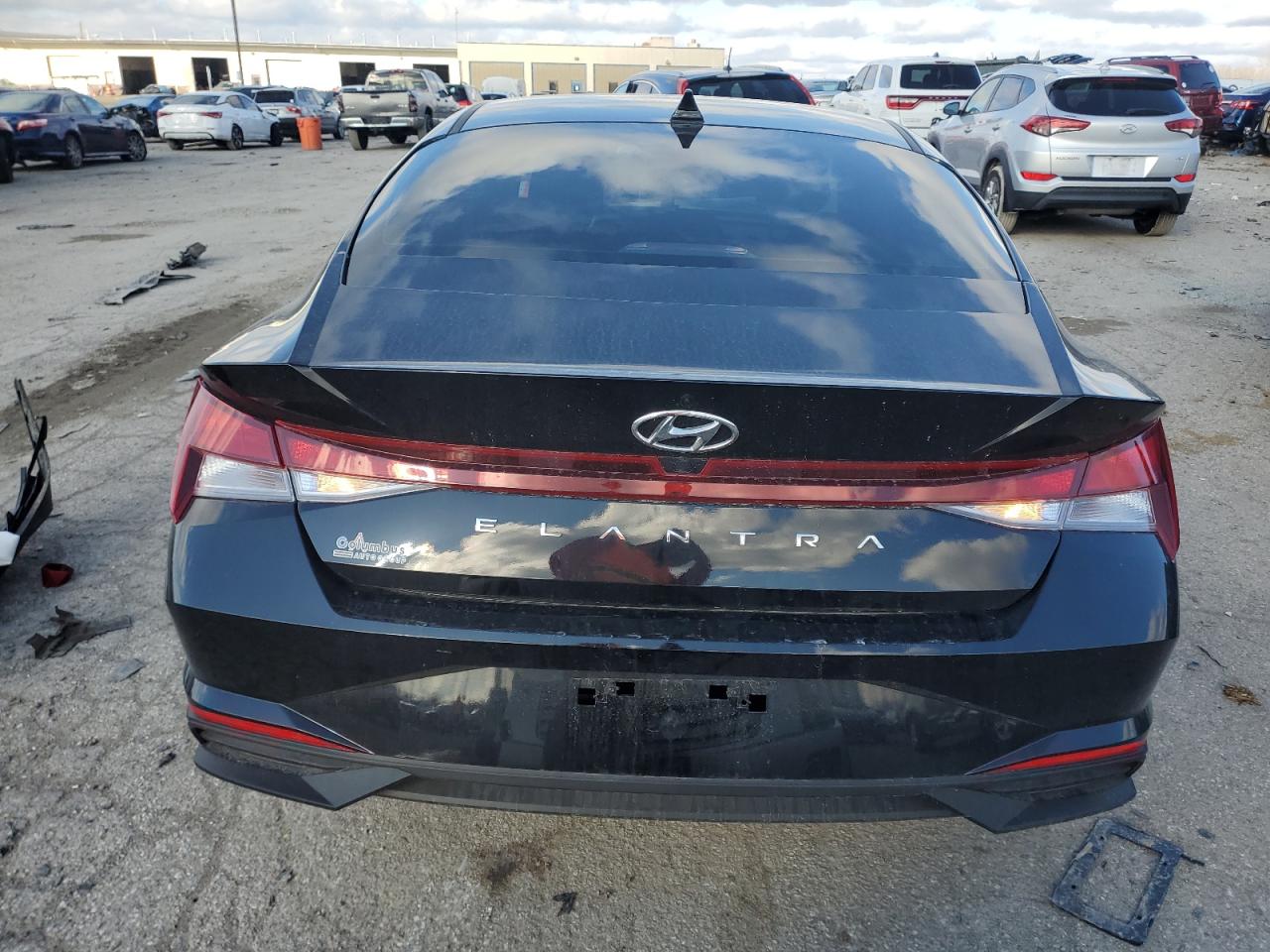2023 HYUNDAI ELANTRA SEL VIN:KMHLM4AG3PU525430