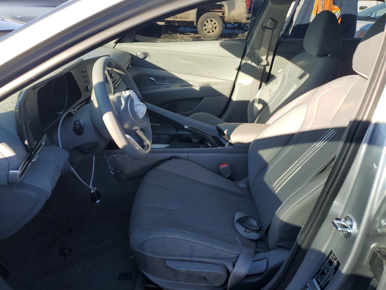2022 HYUNDAI ELANTRA SEL VIN:5NPLM4AG8NH082705