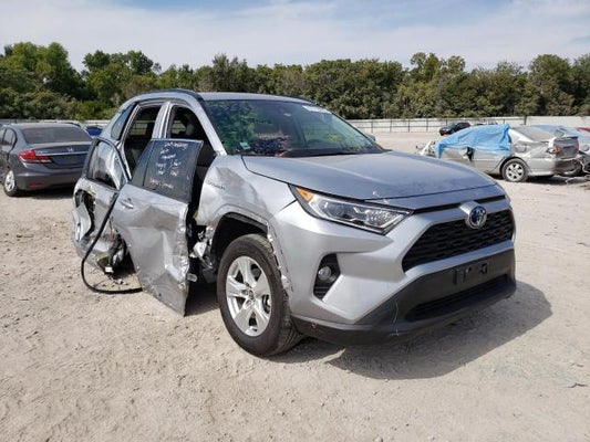 2021 TOYOTA RAV4 XLE VIN: 4T3RWRFV7MU042504