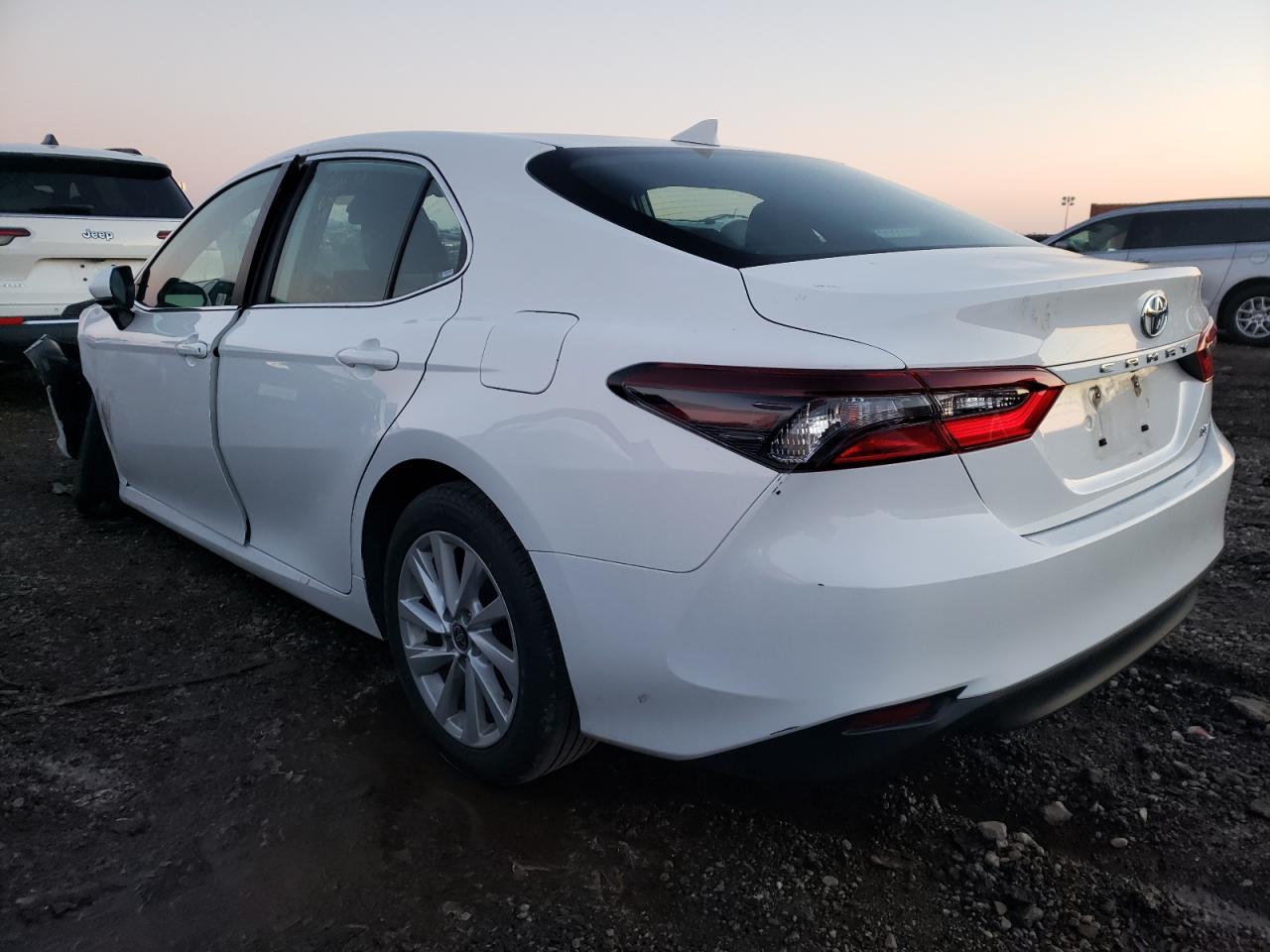 2022 TOYOTA CAMRY LE VIN:4T1C11AK4NU499039