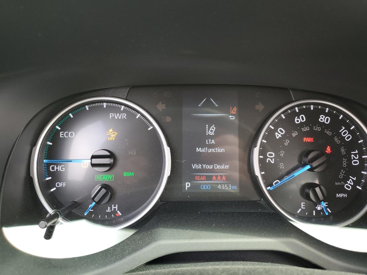 2022 TOYOTA RAV4 XLE VIN:JTMRWRFV2ND144596