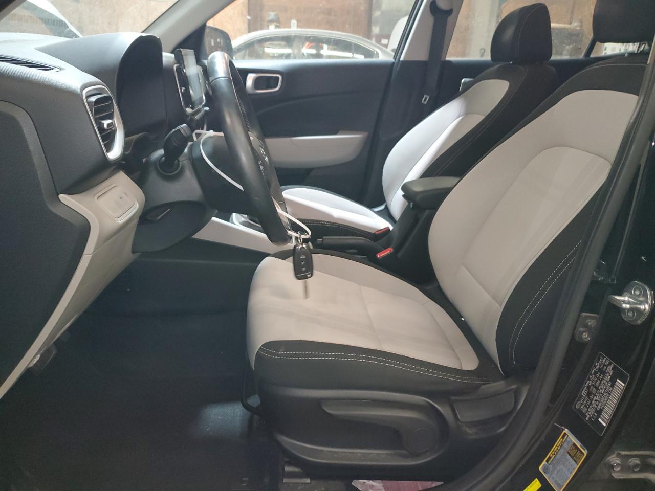 2022 HYUNDAI VENUE SEL VIN:KMHRC8A31NU168683