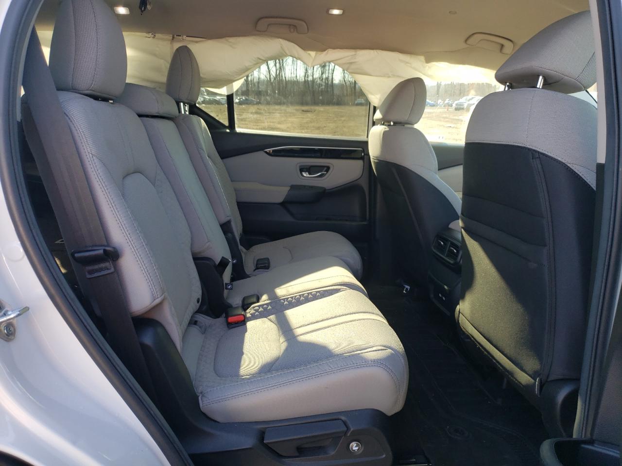 2023 HONDA PILOT LX VIN:5FNYG1H25PB021982