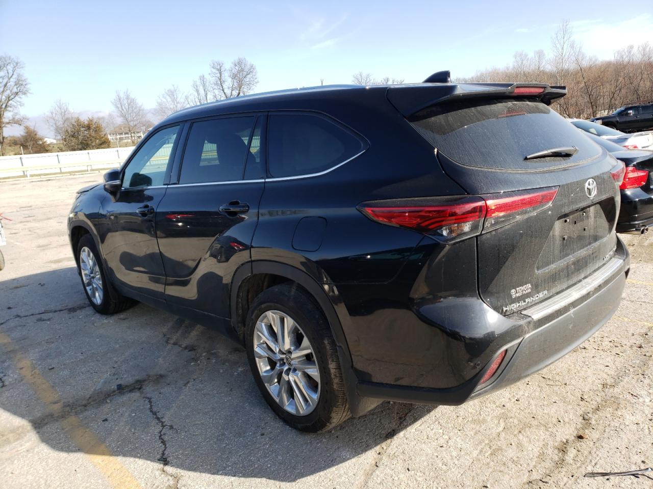 2022 TOYOTA HIGHLANDER LIMITED VIN:5TDDZRBH8NS249326