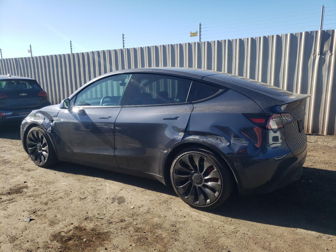 2022 TESLA MODEL Y  VIN:7SAYGDEF9NF342383